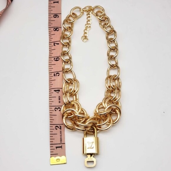Authentic Louis Vuitton Lock and Key Gold Color with Gold Plated Chain Necklace - Picture 4 of 9